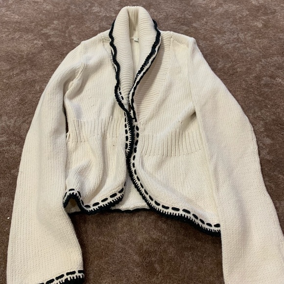 Sweater - Picture 2 of 2